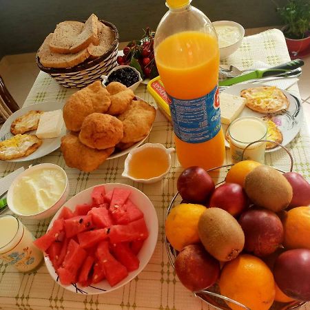 Guesthouse Anila Divjake Ngoại thất bức ảnh